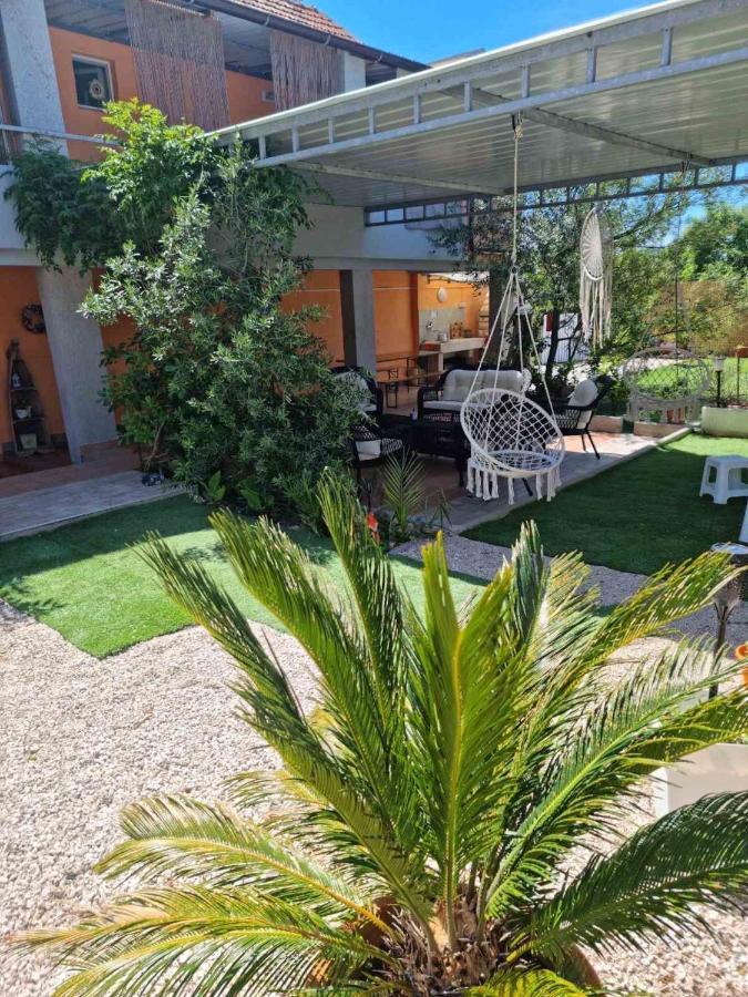 Villa Rosa Jelsa  Extérieur photo