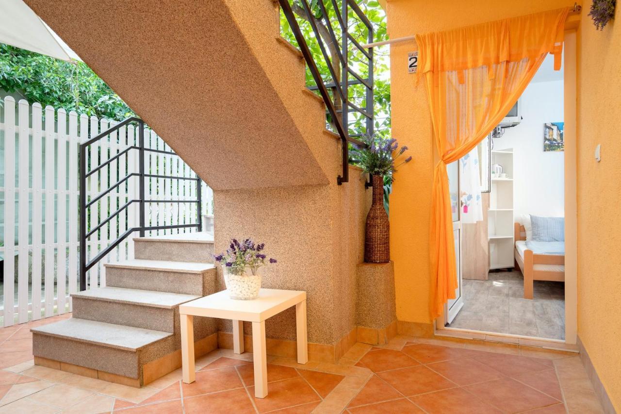 Villa Rosa Jelsa  Extérieur photo