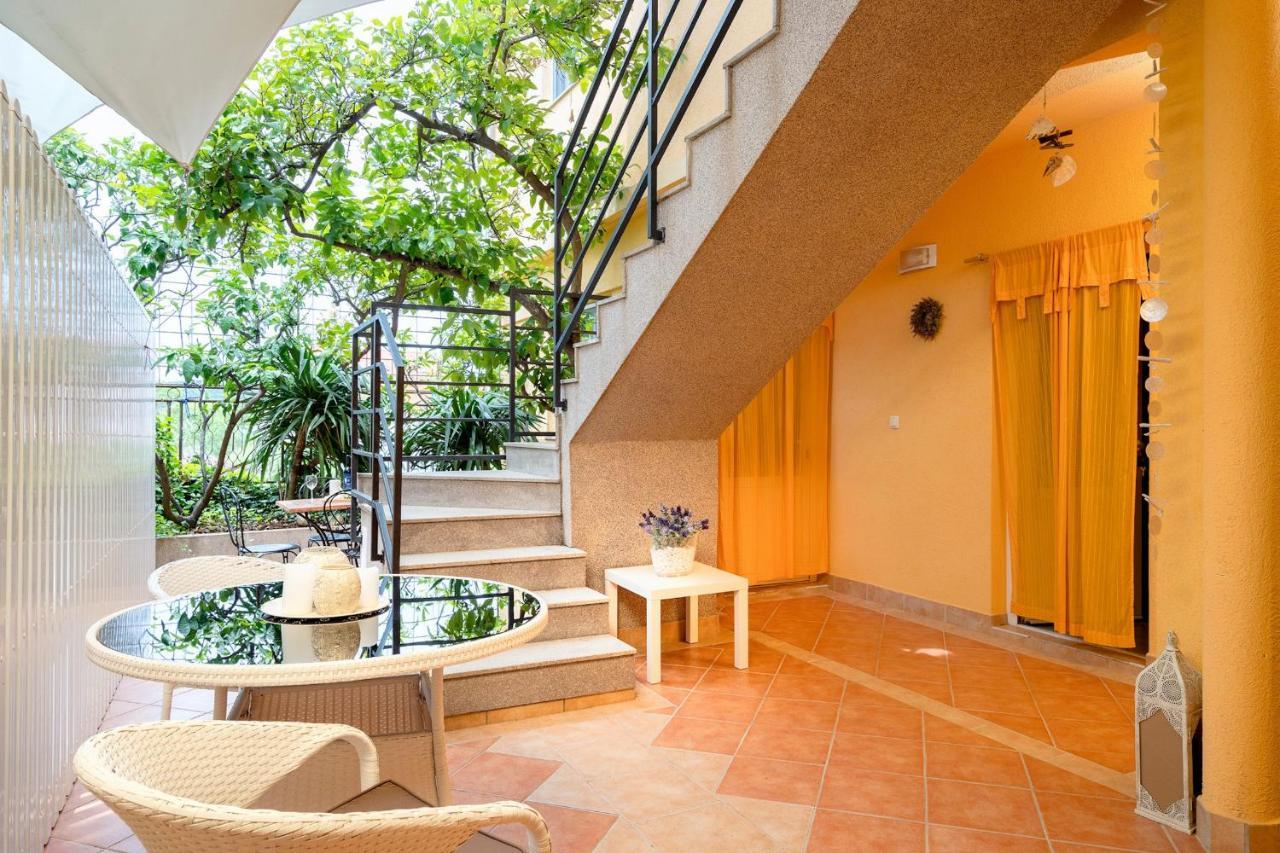 Villa Rosa Jelsa  Extérieur photo