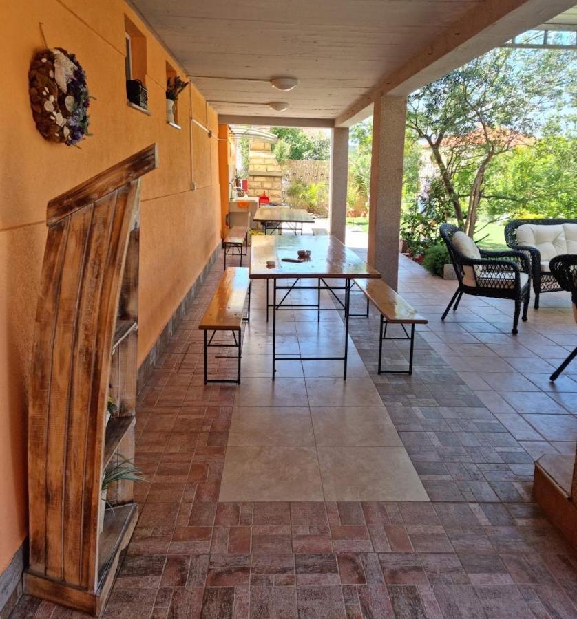 Villa Rosa Jelsa  Extérieur photo