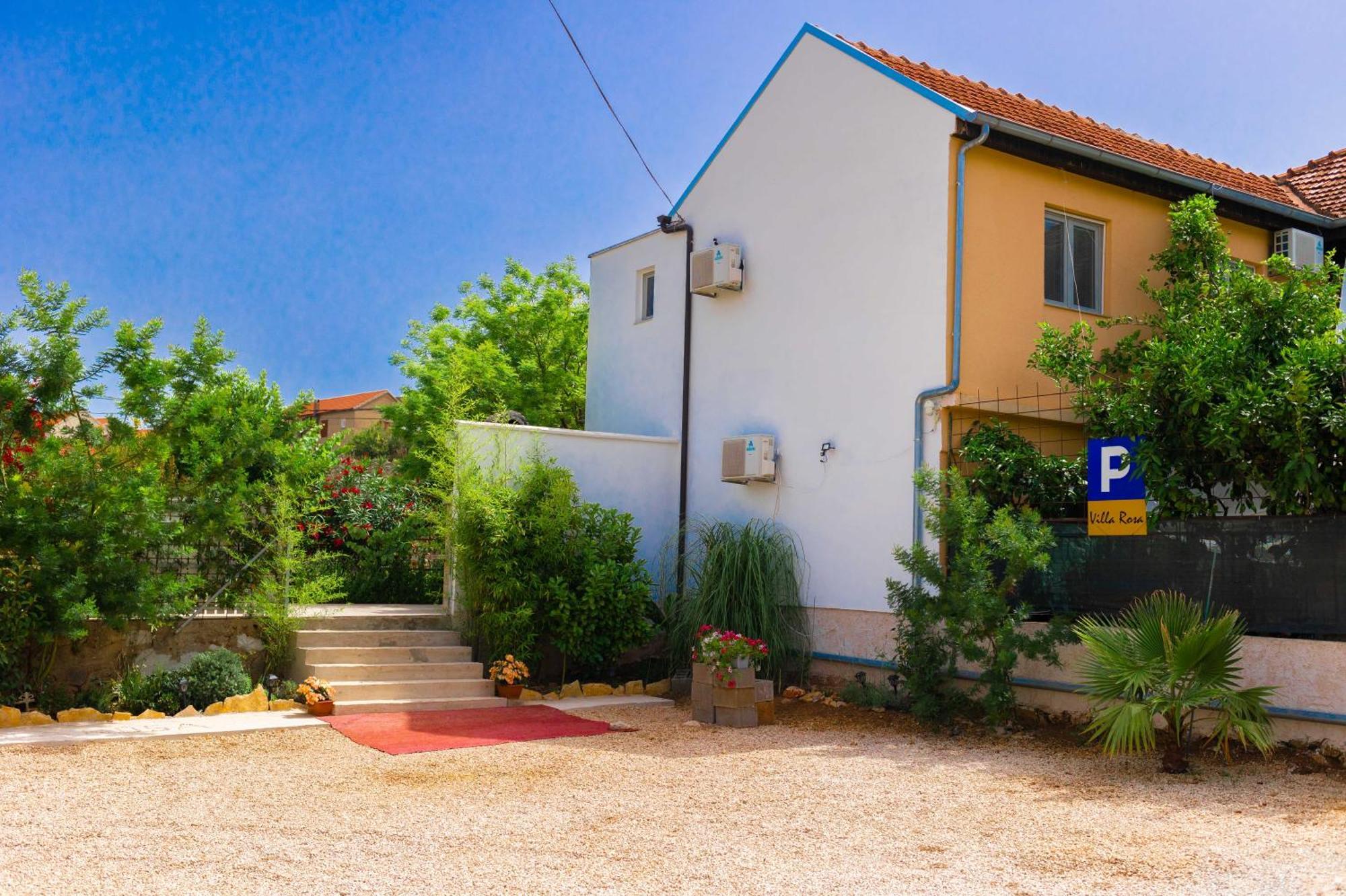 Villa Rosa Jelsa  Extérieur photo