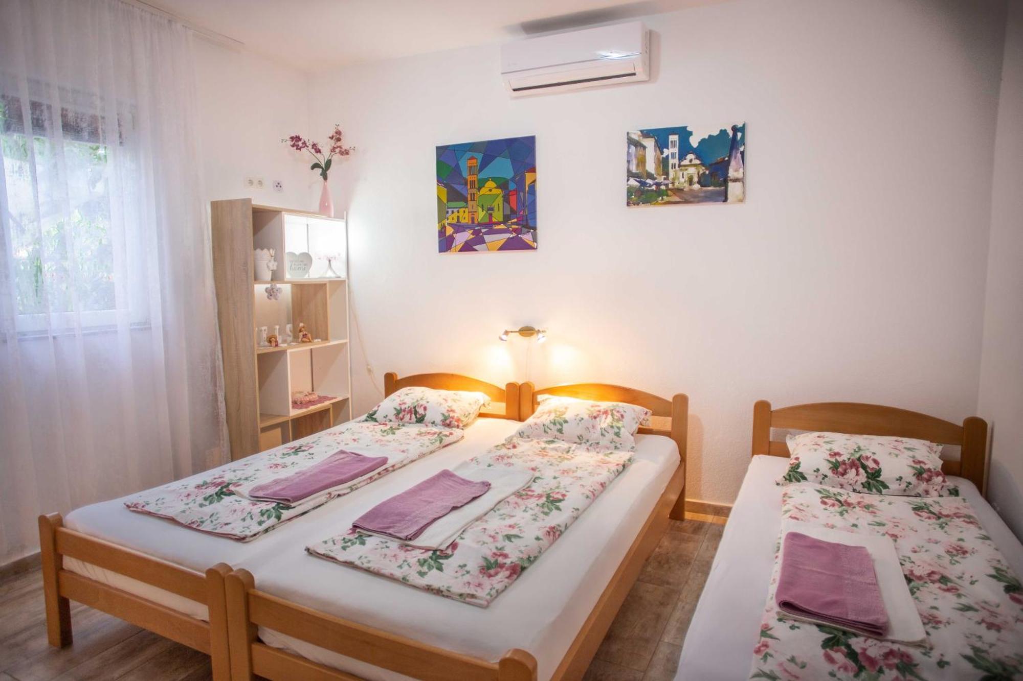 Villa Rosa Jelsa  Extérieur photo